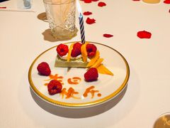 -AZUR聚(香格里拉饭店)