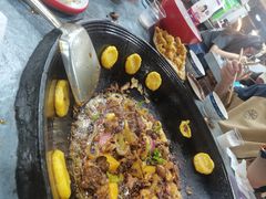 -咊记茅草棚柴火鸡(乌当店)