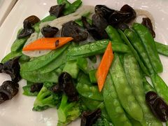 -天外天美食广场(哈尔滨路店)