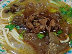 -金杨拉面王小吃面馆·牛三宝面·红烧牛肉粉