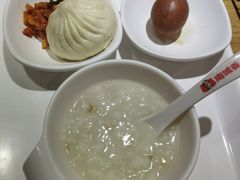 -南城香·饭香串香馄饨香(青年路店)