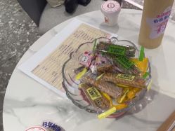 -咪咪专业脱毛连锁机构