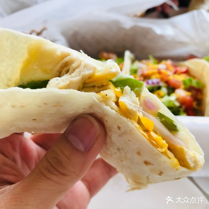 togo taco(徐汇日月光店)鸡胸肉芝士薄饼图片