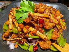 -炭舍干锅·烤鱼(扬名广场店)