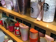 零售区-星巴克(人民公园店)