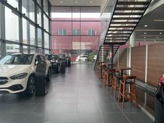 -长沙中升聚星奔驰4S店(望城店)