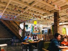 大堂-三个大叔东北烧烤·砂锅菜(西三旗店)