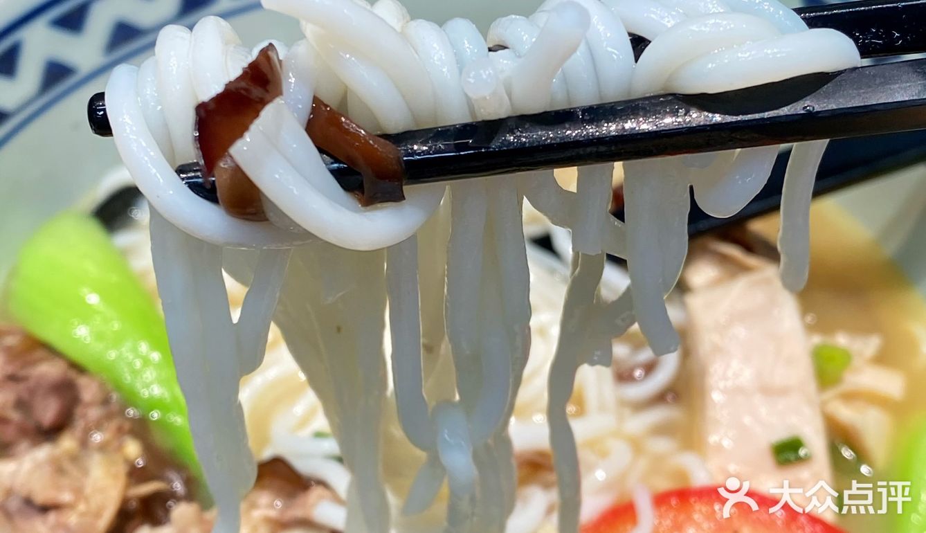 一拿出来的时候还是热热的脆脆的，非常的酥脆！