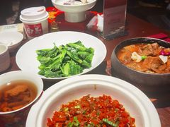 -千百味红餐厅·江西菜(绿地双子塔店)