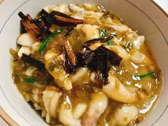 招牌黄鱼面-明呈黄鱼面馆(斜土路店)