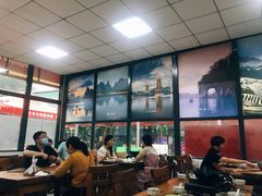 大堂-牛八宝桂林米粉(八里庄店)