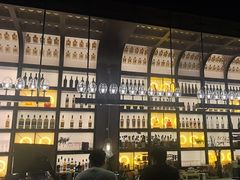 -洛缦音乐餐厅(工业展览馆万象城店)