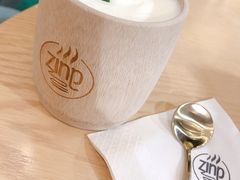 -ZING COFFEE 镜咖啡