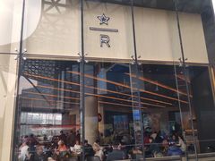 门面-星巴克臻选(上海合生汇1F店)