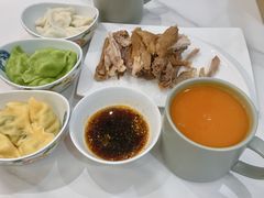 -东方饺子王(新奥购物中心店)