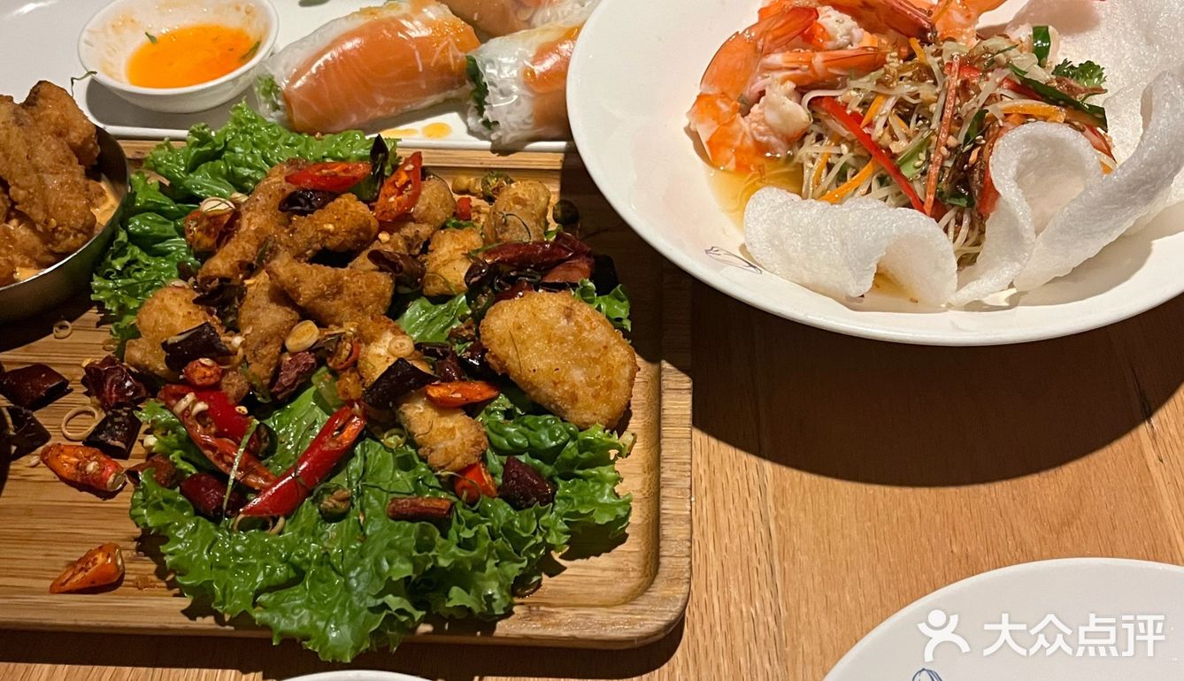 北京越南菜超人气美食🇻🇳大虾沙拉🥗无敌好吃‼️‼️‼️无限回购[加油]