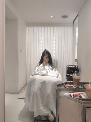 -SALON DE VANHADA