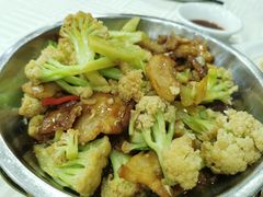 大盆菜花炒土猪肉-黄埔合益酒家
