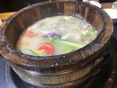 -秋语木桶鱼.酸菜鱼(开发区火车站店)