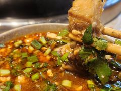 -肖肖酸萝卜鱼火锅(总店)