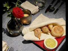 -弦月窗LUNETTE BY AMANDA(复兴路店)