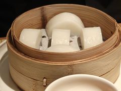 -荣家黄鱼面(南京西路店)