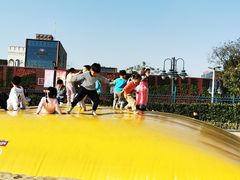 -季高兔窝窝亲子园(上海薰衣草公园店)