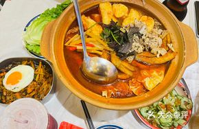 Original Flavor Snail and Duck Foot Stew