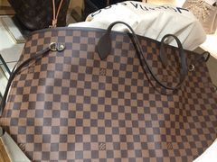 -文艺复兴百货(米兰大教堂广场店)