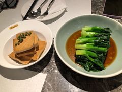 白灼广东芥兰-港丽餐厅