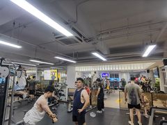 -超鹿运动(五四路恒力城店)