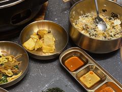 -草家酱蟹炭火烤肉店(珲春南路二店)