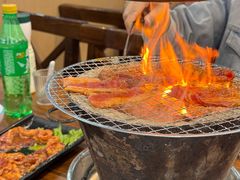 -韩风烤牛肉冷面店