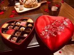 -恰餐厅及酒吧 CHAR Bar & Grill (北京丽都皇冠假日店)