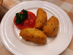 马介休薯蓉球-船屋葡国餐厅