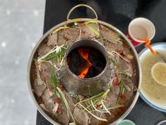 -撒拉人家.酸菜牦牛肉火锅