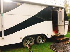 -崇明东平国家森林公园烧烤房车露营地