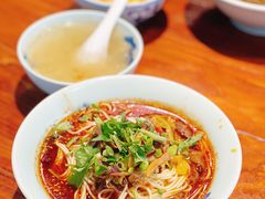 -兵哥豌豆面(雅颂居店)