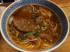 -沪西老弄堂面馆(定西路店)