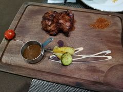 -悦享绿山墙西餐厅