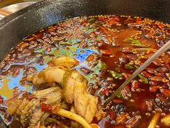 -鸿顺老铁锅美蛙鱼府(解放碑店)