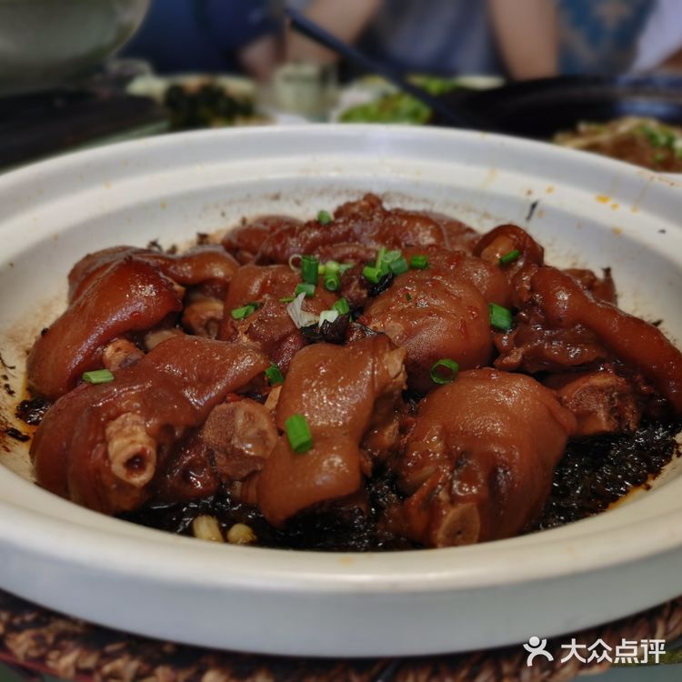 红瓦房丨盲点不踩雷，聚餐必备