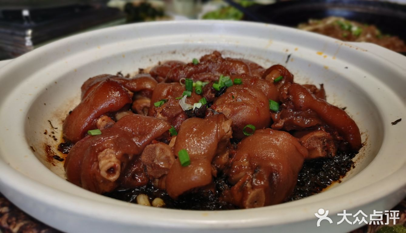 红瓦房丨盲点不踩雷，聚餐必备