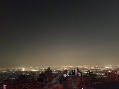 -鬼笑石后山停车场