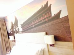 -西安大雁塔科技大学地铁站亚朵酒店