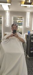 -即型男士理发工作室