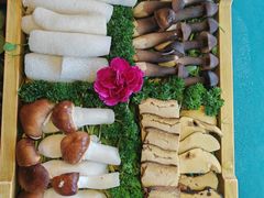 -慢丽江·云南野生菌土鸡锅(付家庄店)