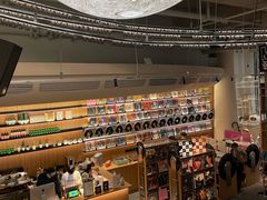 大堂-黑胶星球(华发中城商都店)