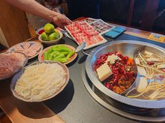 -沸炉重庆老火锅(军事博物馆店)