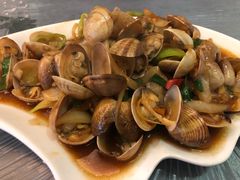 -覃记海鲜美食餐厅